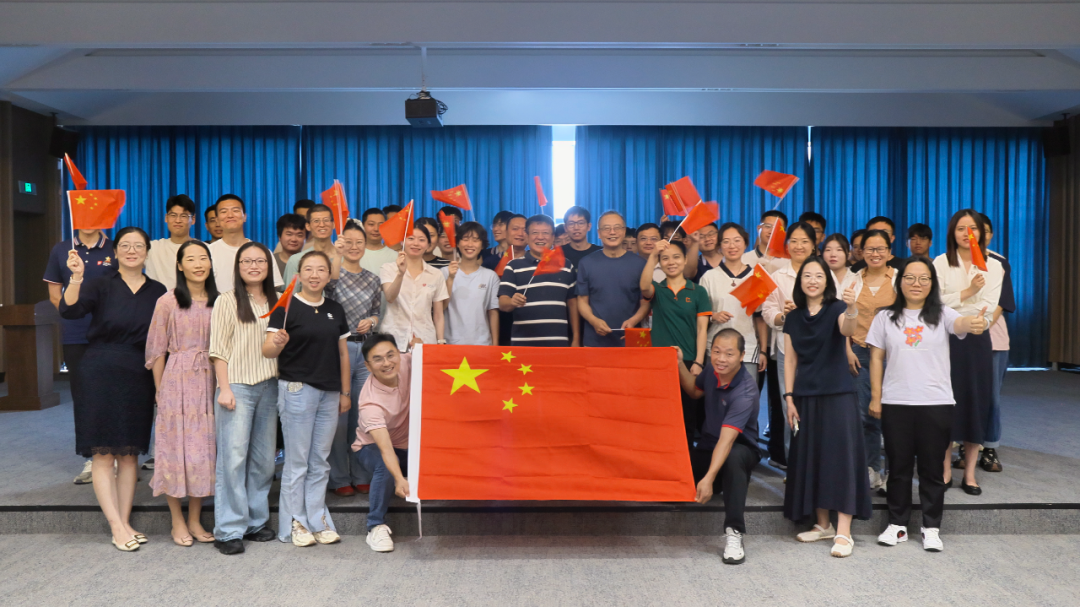 愿以吾辈之青春 捍卫盛世之中华 | 江苏ballbet贝博组织观看九三阅兵仪式