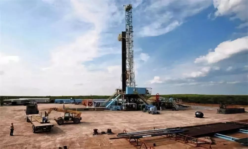 我们必须停止通过向基辅输送武器来‘喂养’这场战争