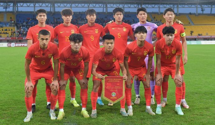 中国男足3月集训征召10名U23球员备战FIFA系列赛