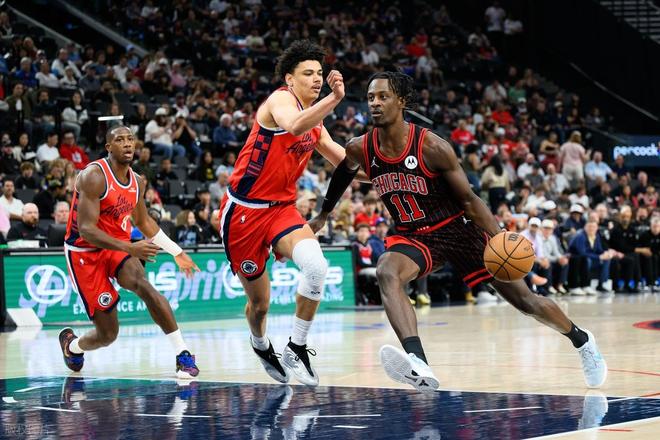 快船主场力克公牛，小卡创纪录马瑟林爆发助球