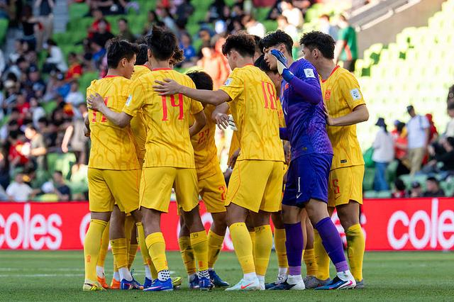 国足启用U23新星冲击亚洲杯，U23国足换血备战洛