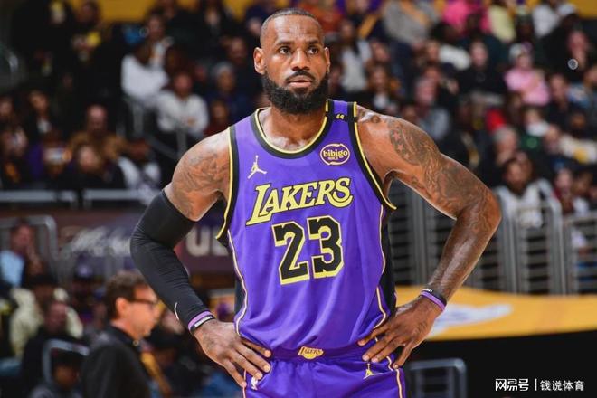 41岁詹姆斯季后赛单场13助攻创纪录